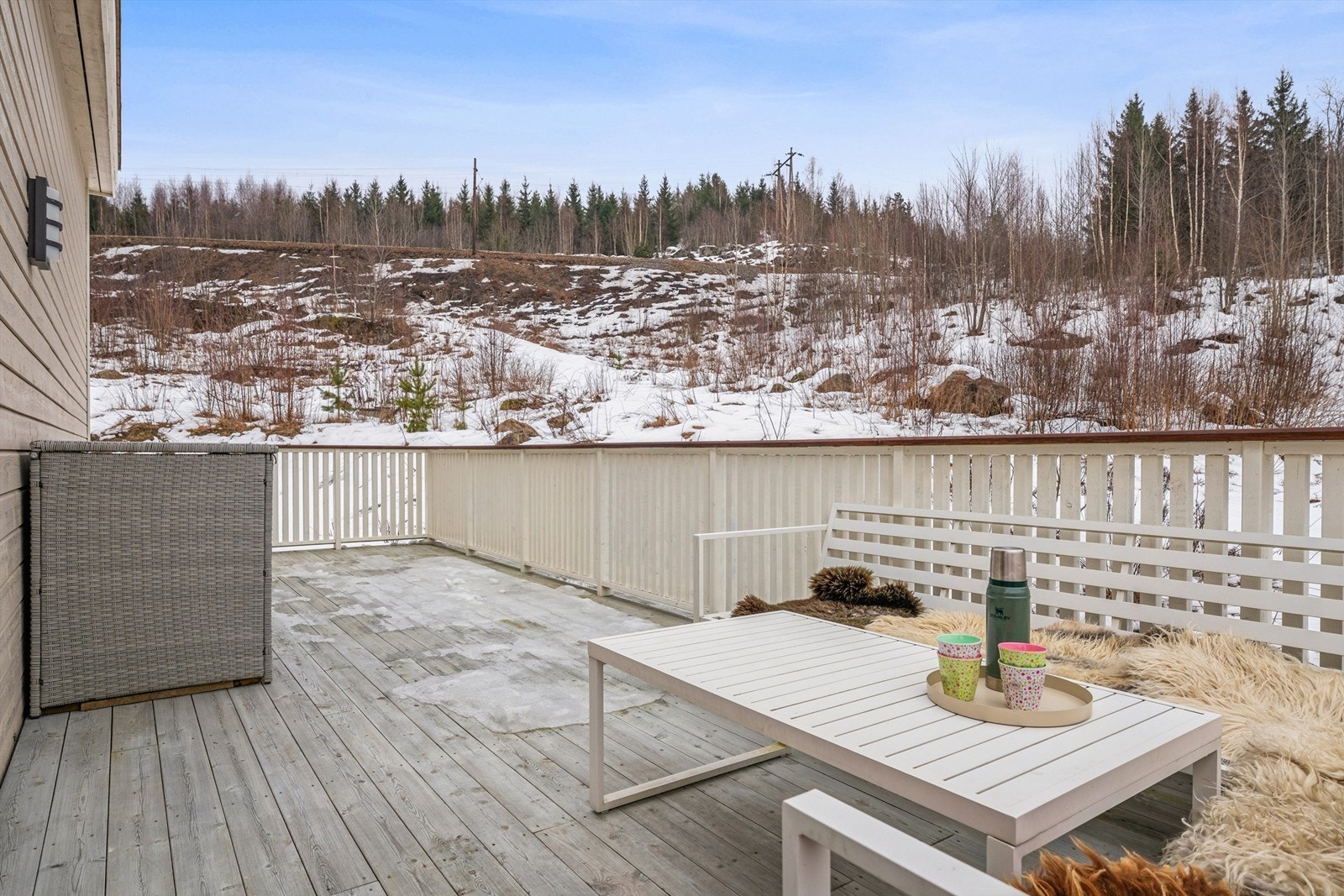 Her har man gode solforhold og rikelig med plass til utemøbler. Galleribilde