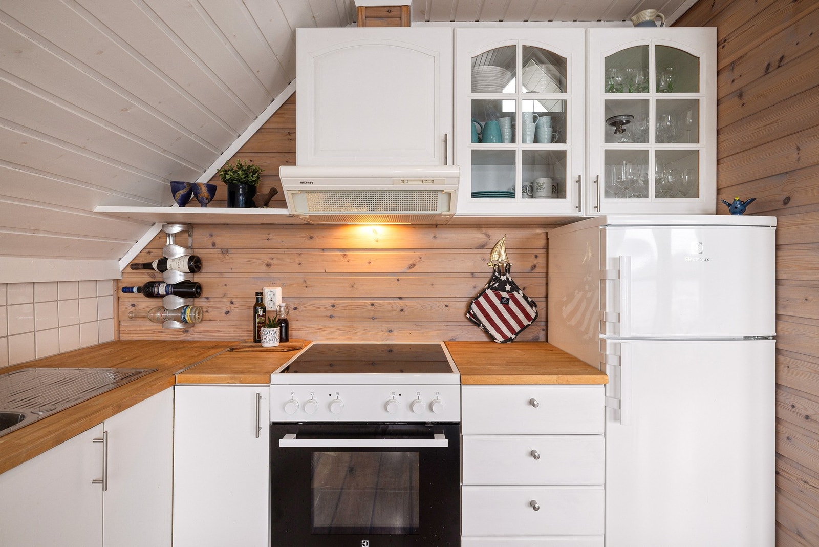 Kjøkkeninnredningen er fra 2014 Galleribilde