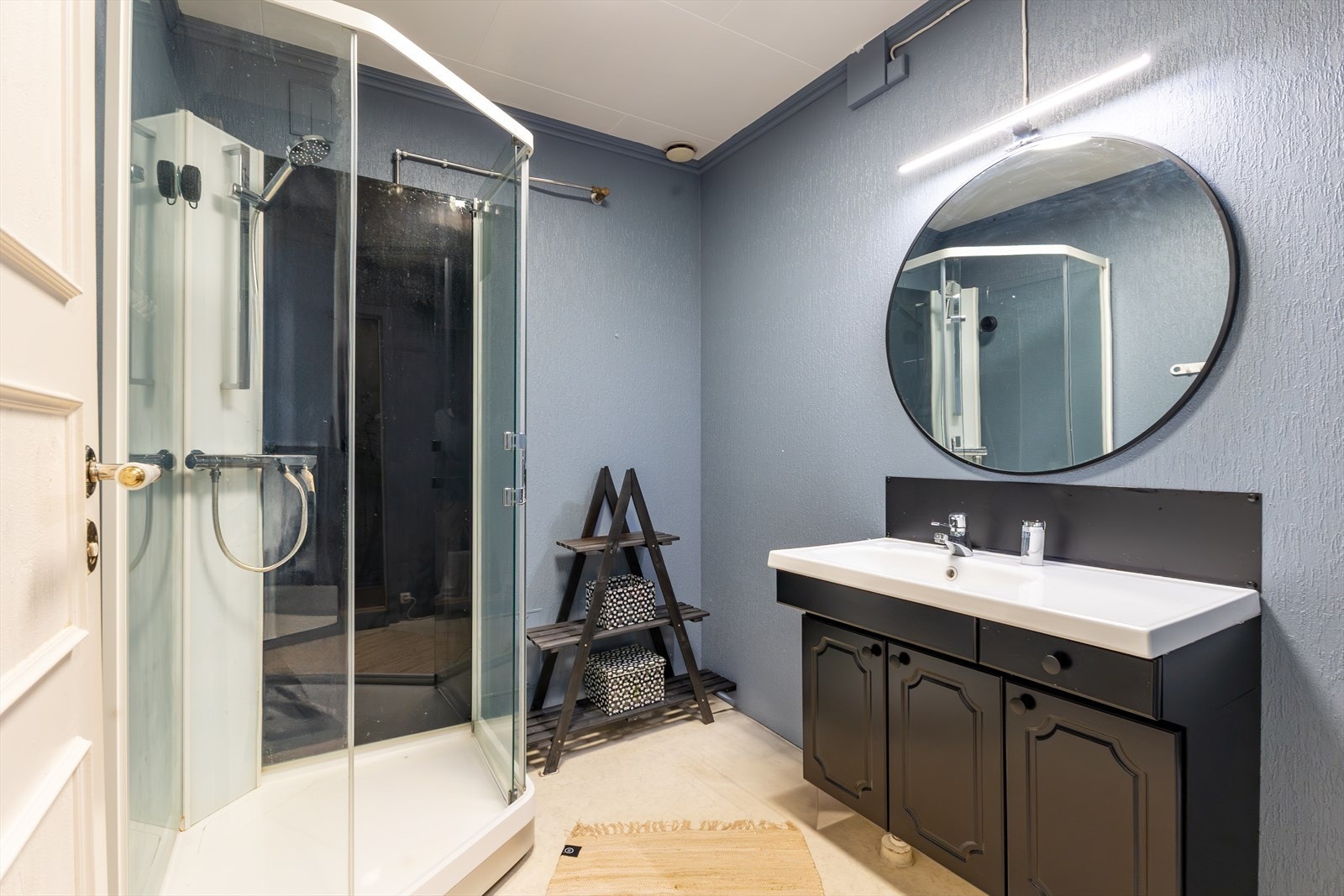 Bad i u.etg. Galleribilde