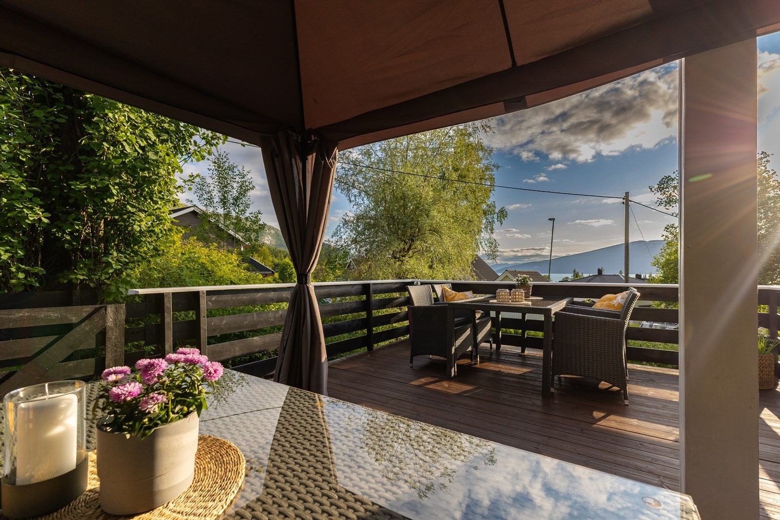 Svært skjermet og koselig uteområde. Galleribilde