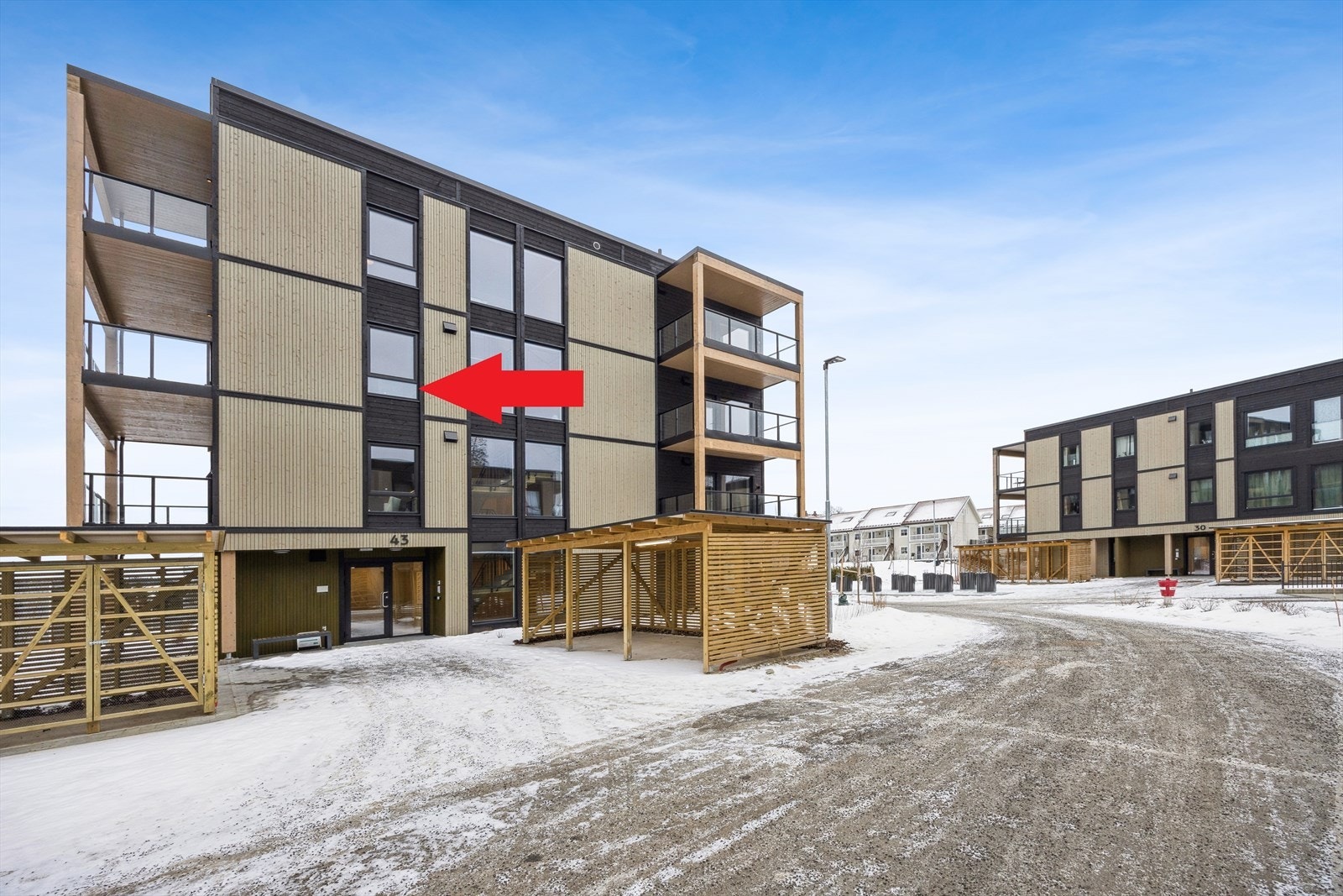 Leiligheten ligger fint på hjørnet i 3. etg. Galleribilde