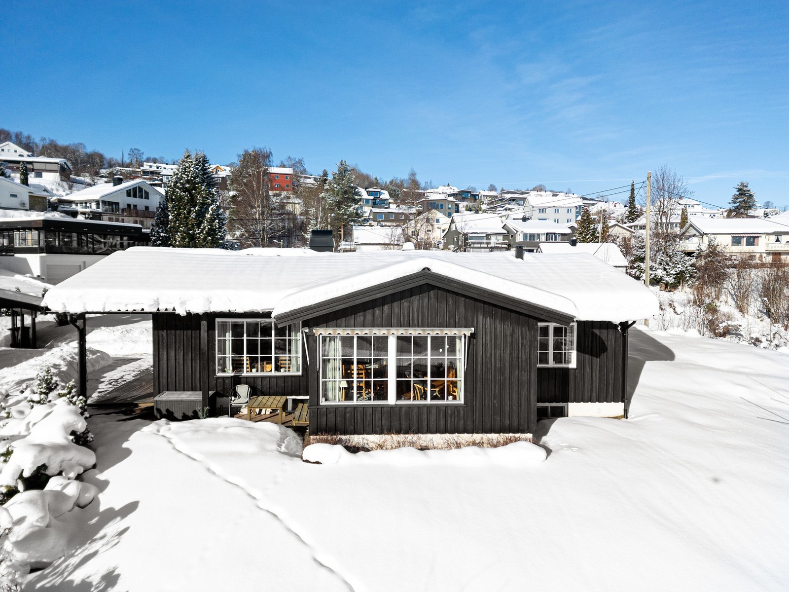 Solrik og meget barnevennlig beliggenhet i nordbyen. Galleribilde