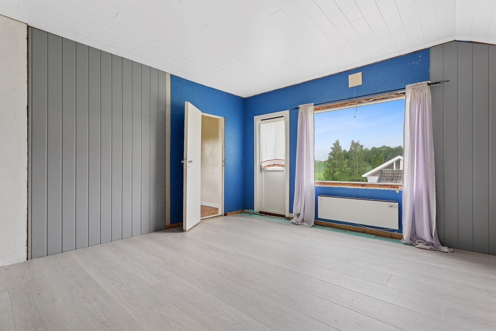 Delvis oppusset soverom i 2. etasje Galleribilde