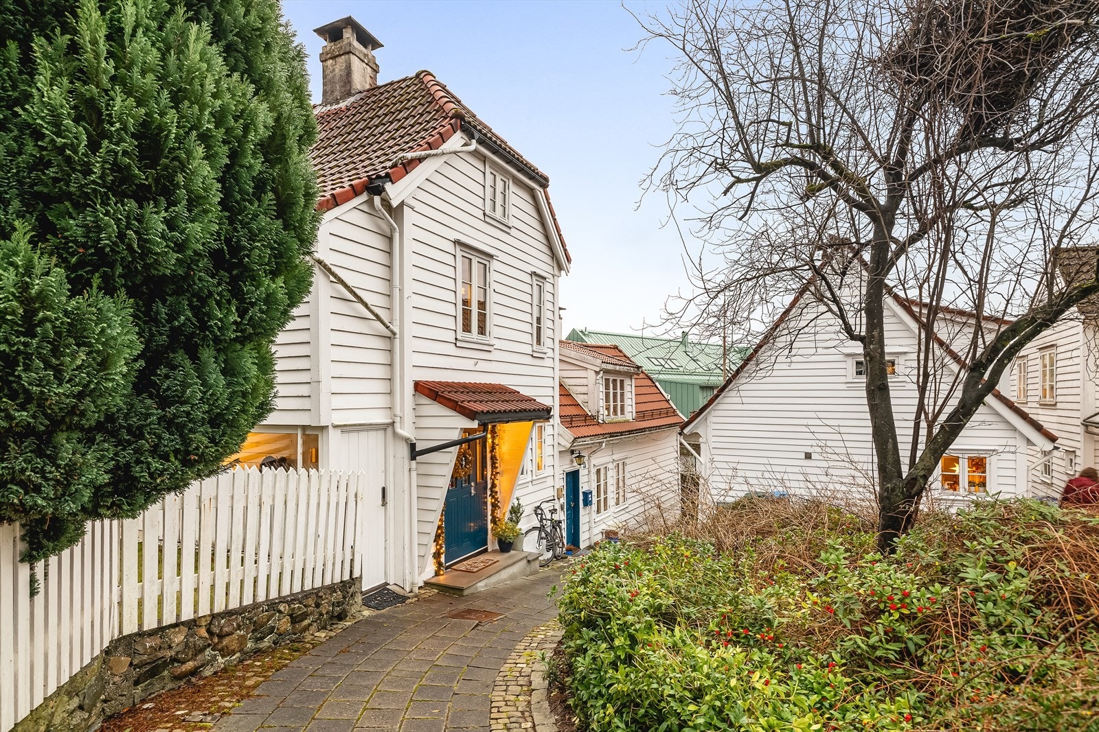 Bo sentralt men i rolige omgivelser med hyggelige naboer - Velkommen til Vinkelsmauet Galleribilde