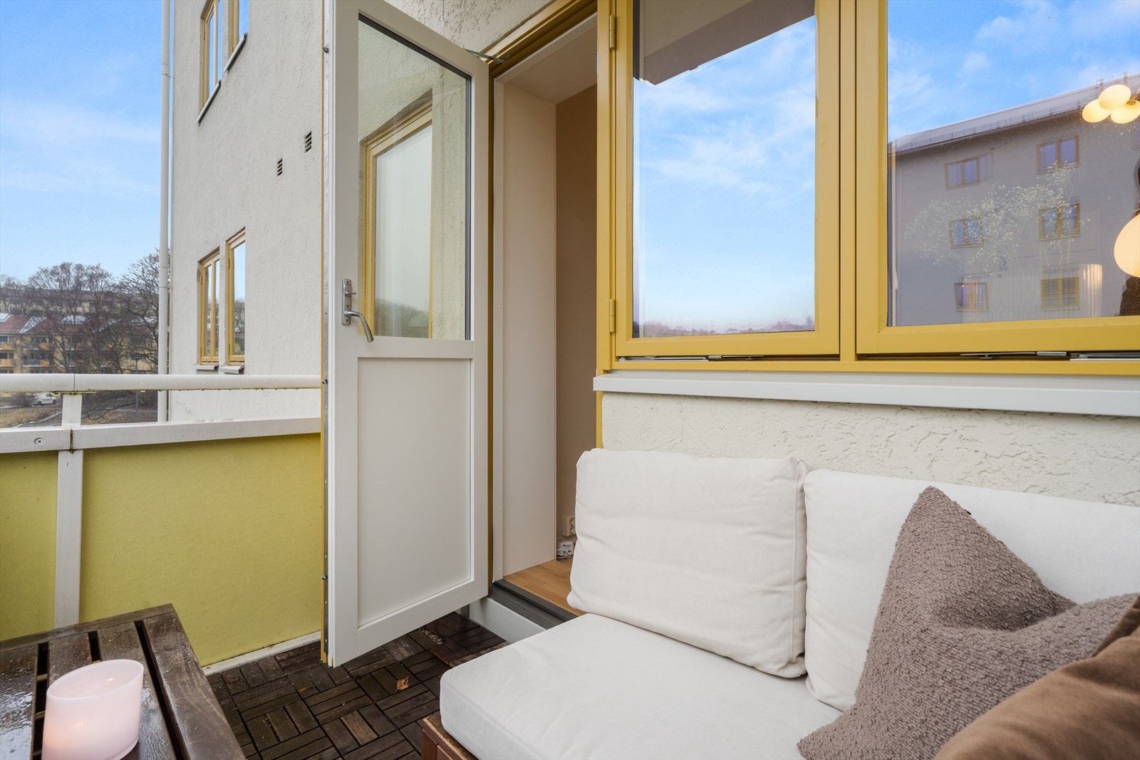 En balkong du vil få stor glede av i sommermånedene. Galleribilde