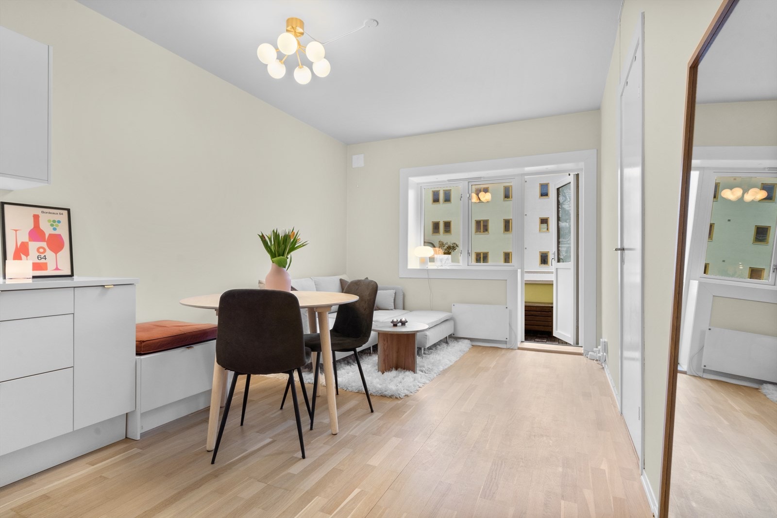 Bendik Brunvoll v/DNB Eiendom har gleden av å presentere en lys og attraktiv 2-roms i populære Vøyensvingen 18D! Galleribilde