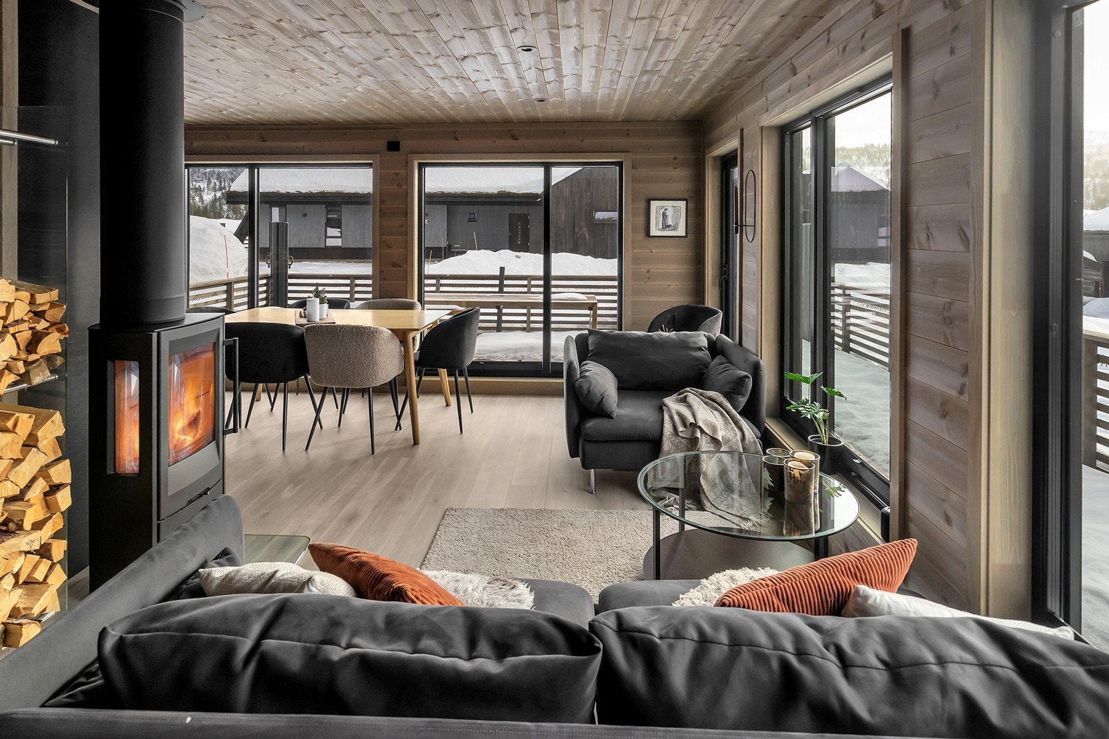 Trivelig nyere hytte oppført i 2023 Galleribilde