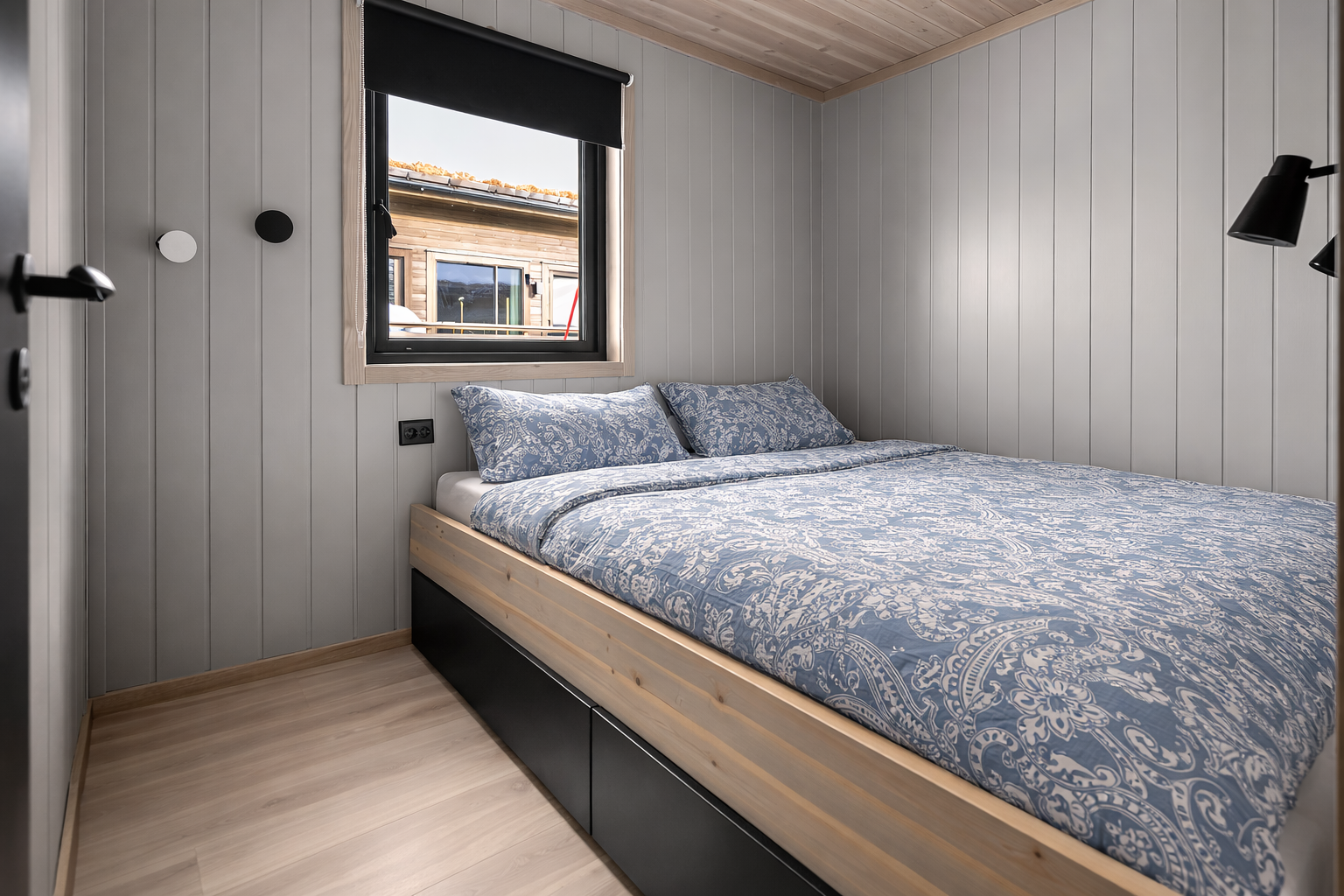 Soverom - Seng med skuffeløsning til oppbevaring Galleribilde