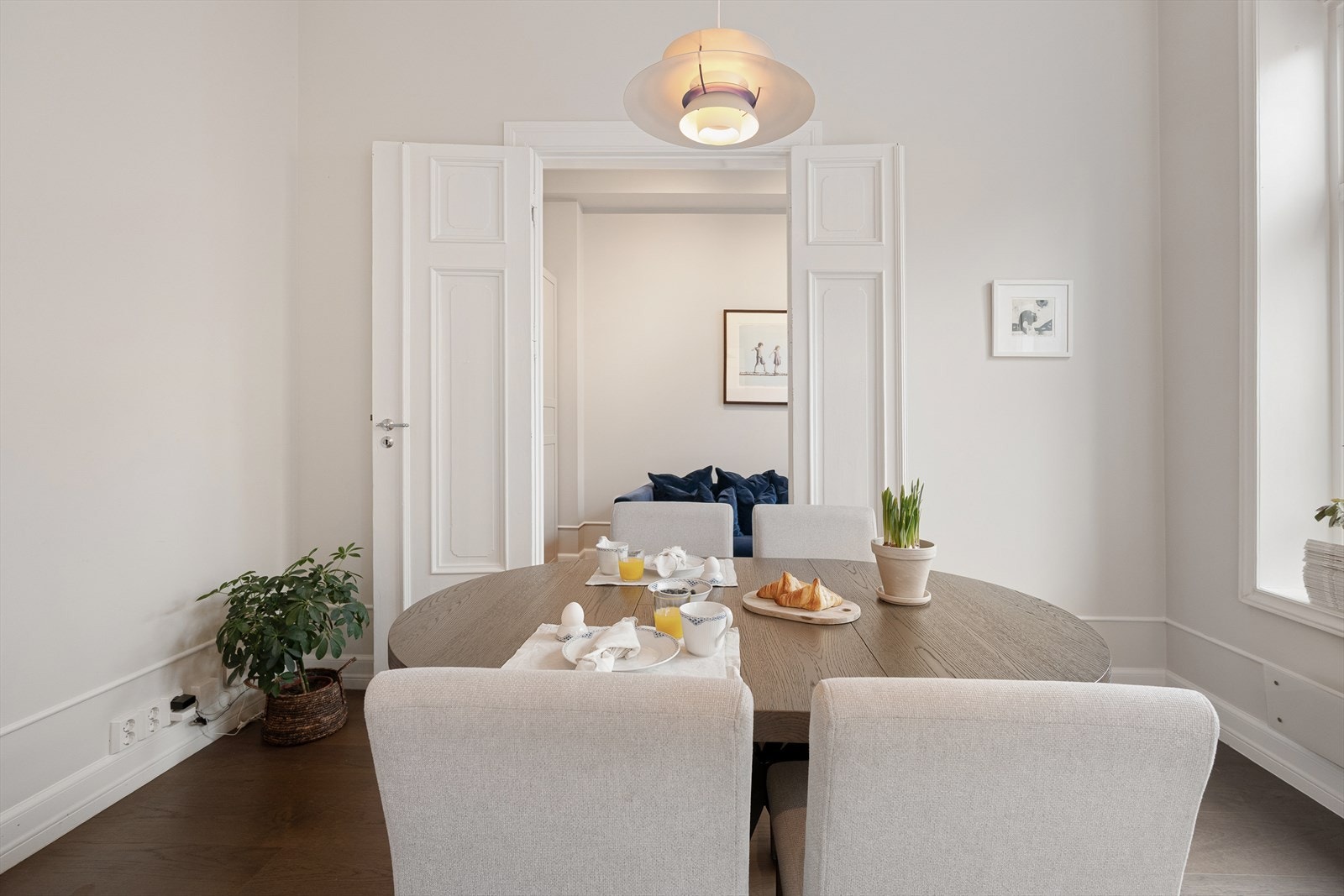 Det er inngang til boligens stue. Galleribilde