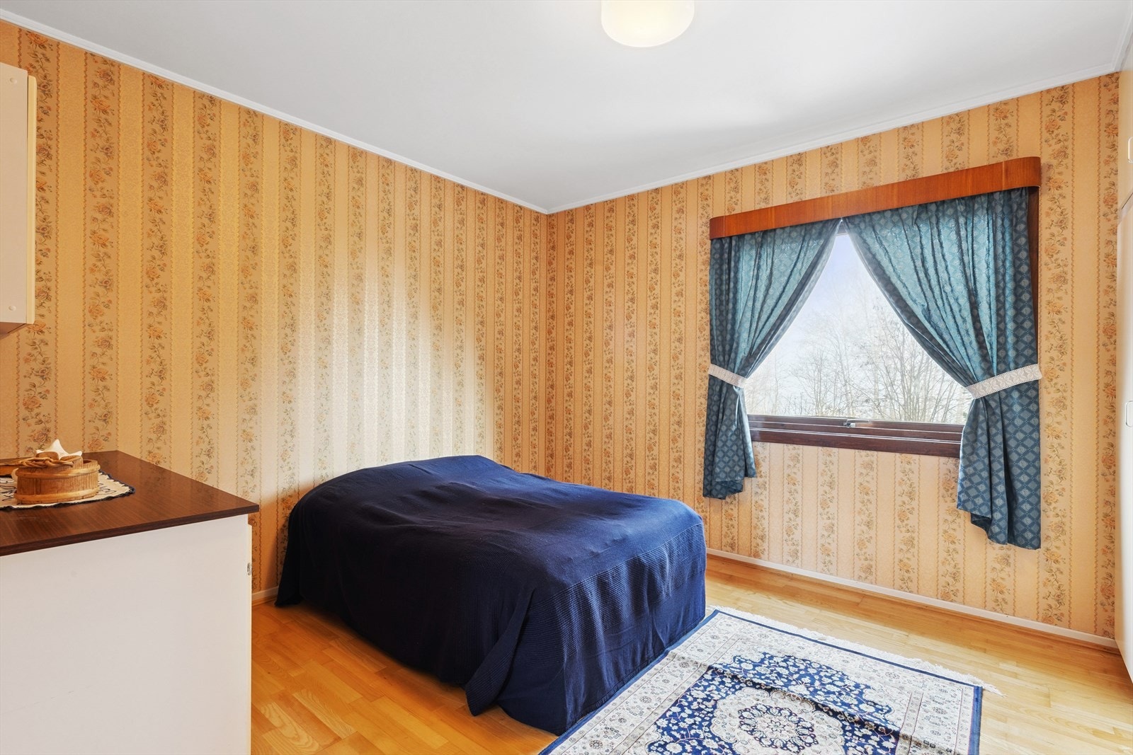 Boligen har tre soverom, alle praktisk plassert i første etasje. Galleribilde