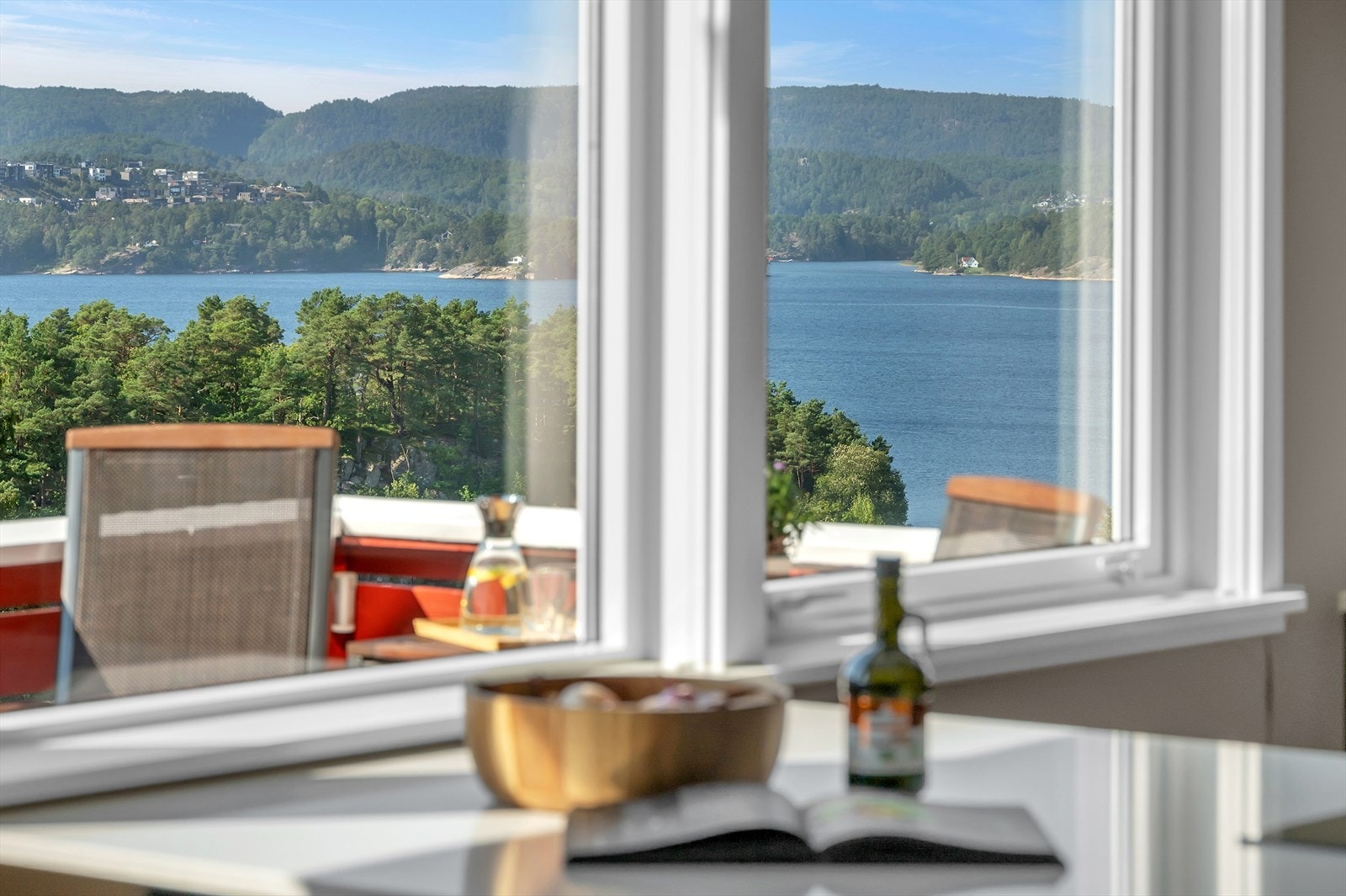 Nydelige sjøutsikt fra kjøkkenet. Galleribilde