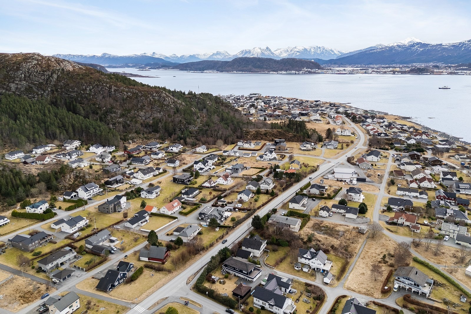 Et barnevennlig område med rolige gater og kort vei til venner i alle aldre. Galleribilde