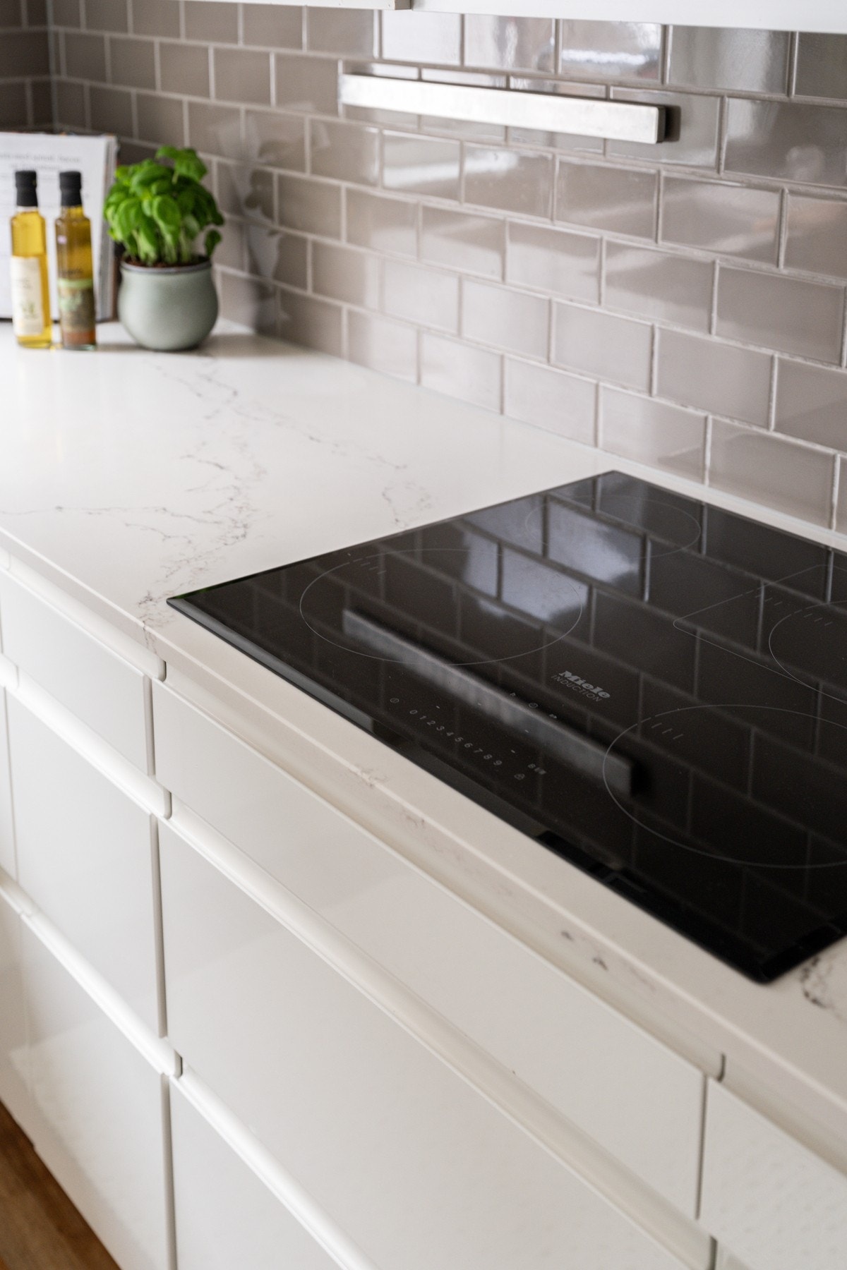 Hvitevarer fra Miele og Siemens. Galleribilde