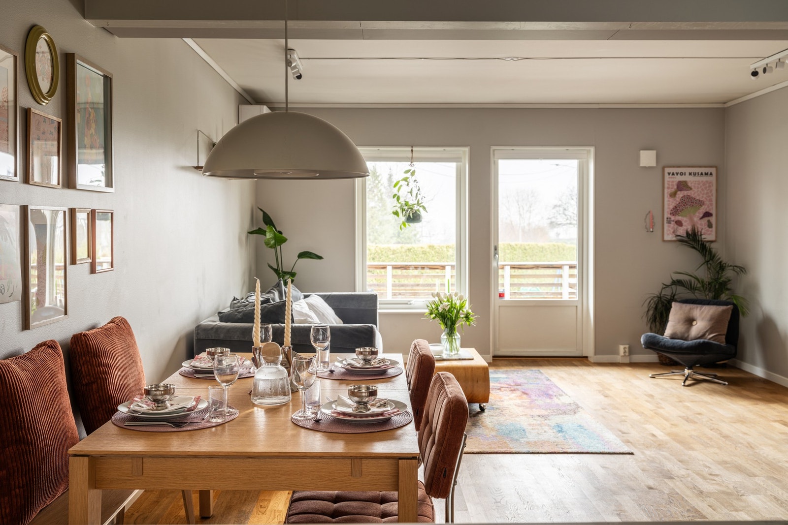 Boligen holder en gjennomgående god standard og er siden byggeår meget velholdt. Galleribilde