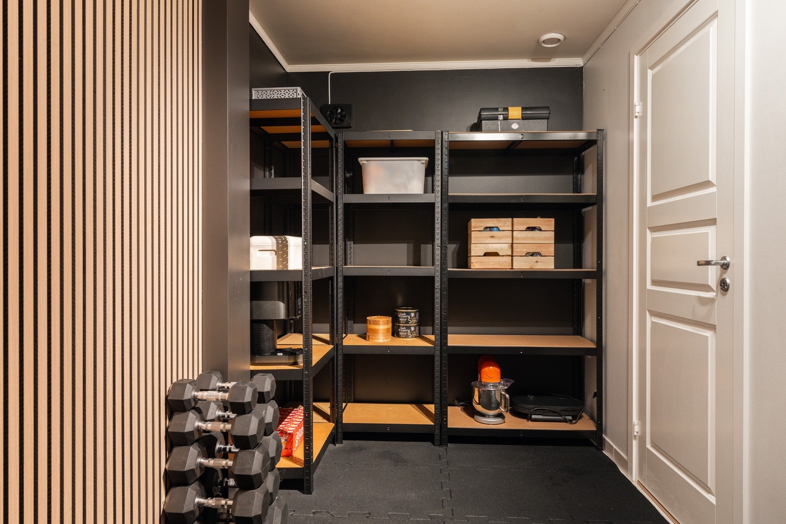 Rommet er på cirka 13 kvm. Galleribilde