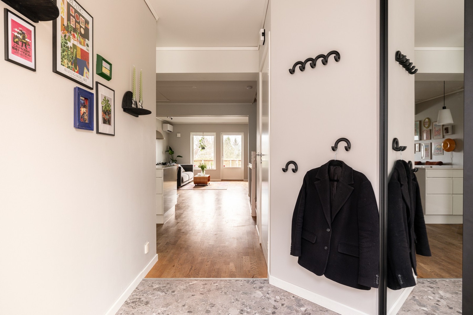 Velkommen inn i Øvre Stabburvei 18A! Galleribilde