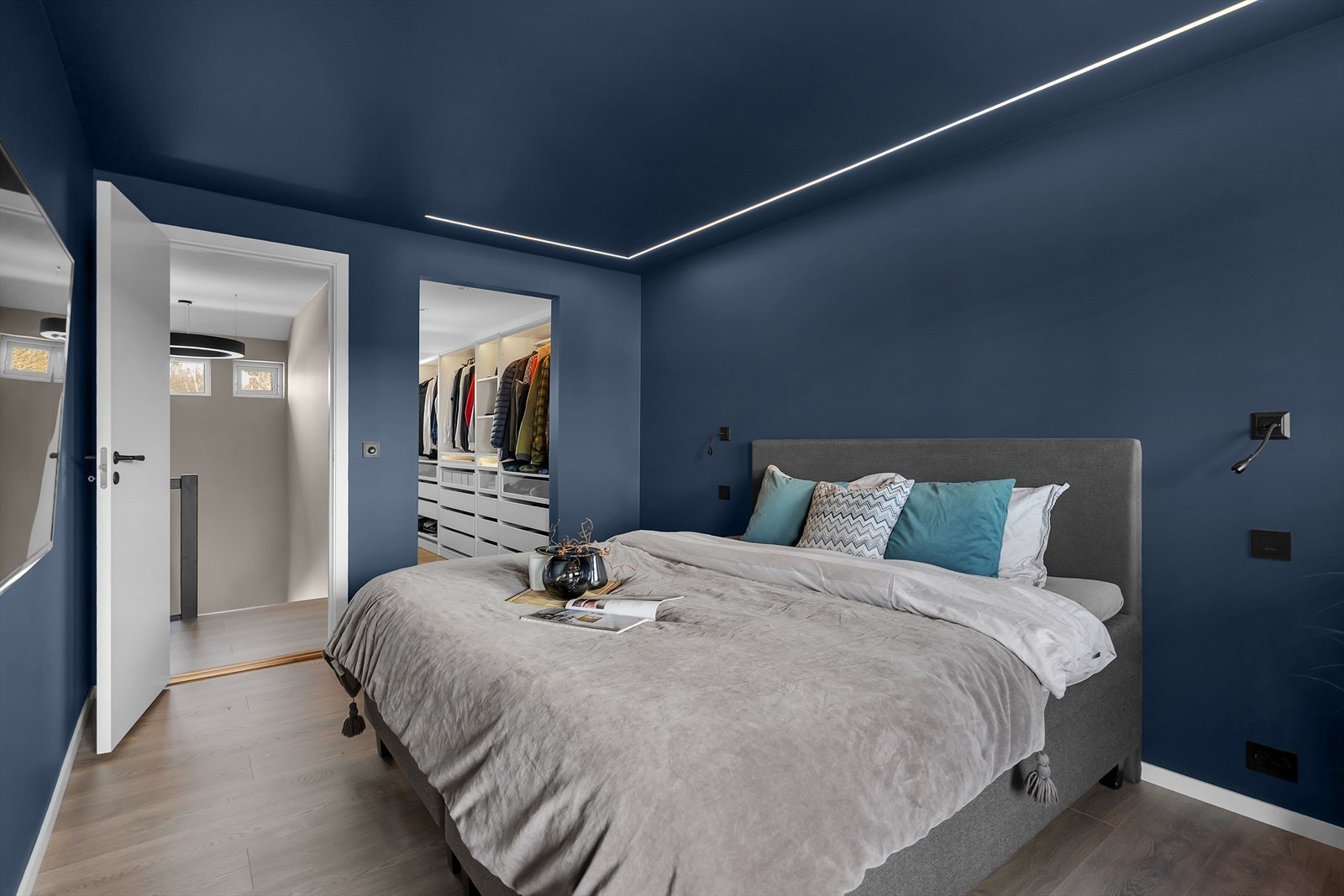 Soverom 1, med "walk-in" Galleribilde