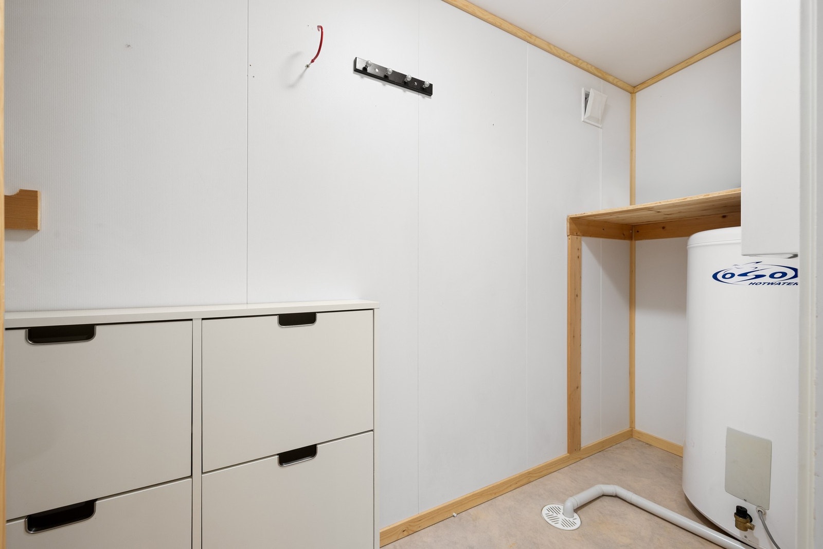 Praktisk innvendig bod. Galleribilde