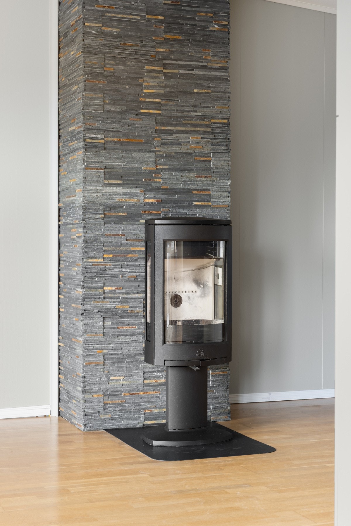 Vedovn som varmekilde. Galleribilde