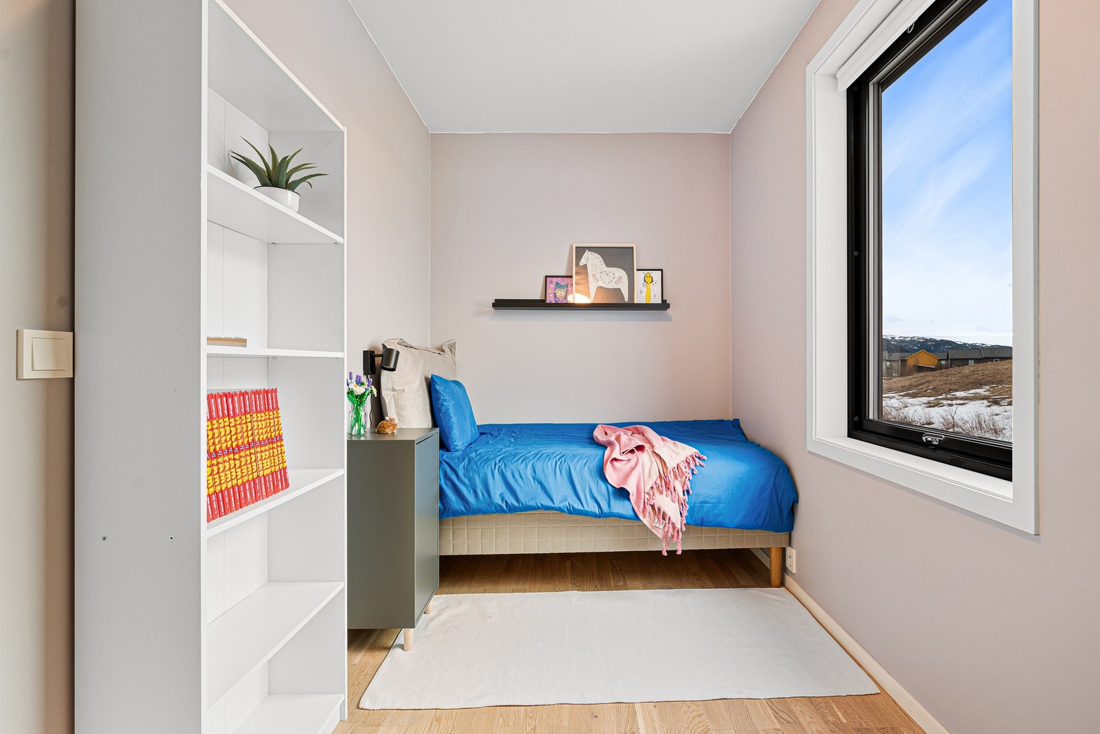 Soverom 3 på 7,7 kvm. Galleribilde