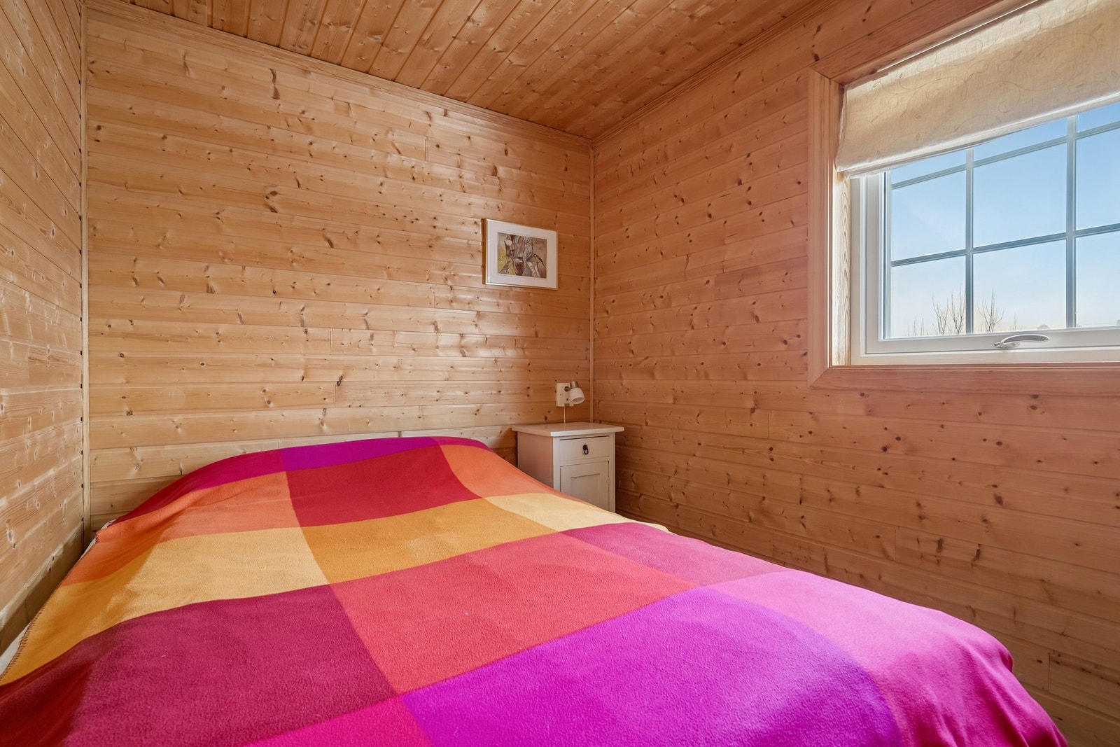 Hovedsoverom med rom for stor seng. Galleribilde