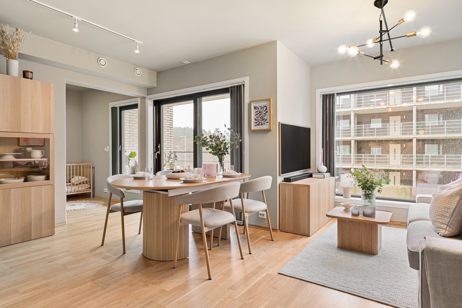 Velkommen til Tangarholen 6 - Presenteres av Marius Time Vaaland v/PrivatMegleren Jæren. Galleribilde