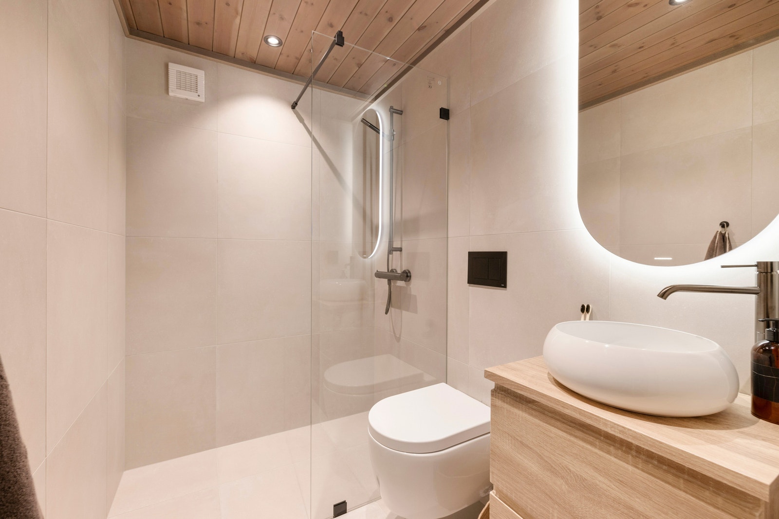 Bilde fra vår visningshytte på Norsk Hyttesenter, Hellerudsletta Galleribilde