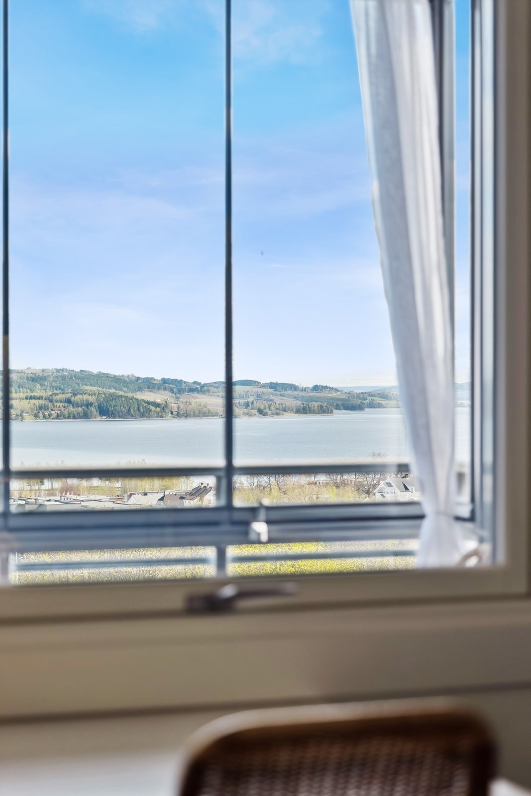 Utsikt fra kjøkkenet. Galleribilde