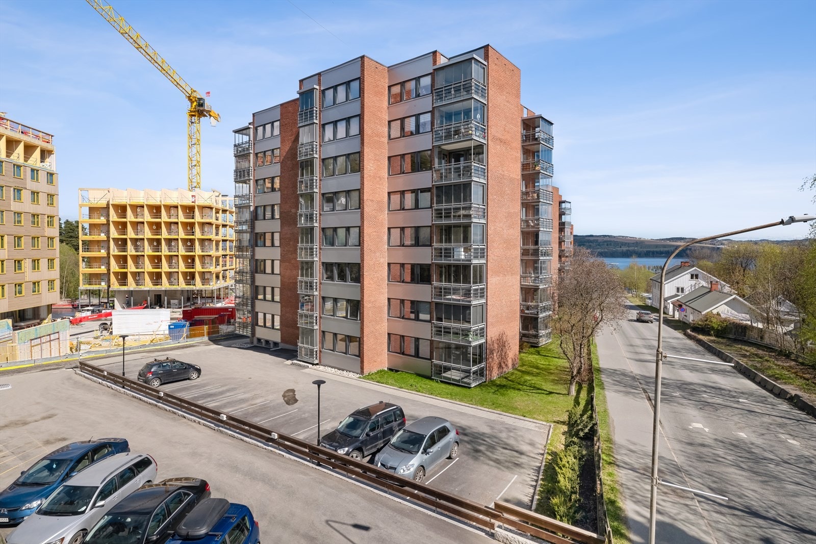 Leiligheten ligger luftig til i 7. etasje. Galleribilde