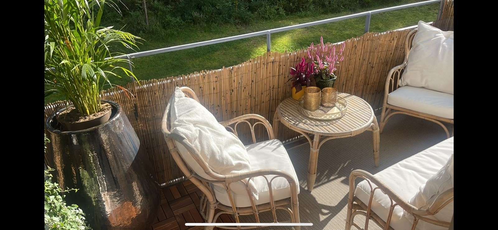 Her kan sola nytes fra morgen til ca kl. 17-18:00 (Selgers bilde) Galleribilde