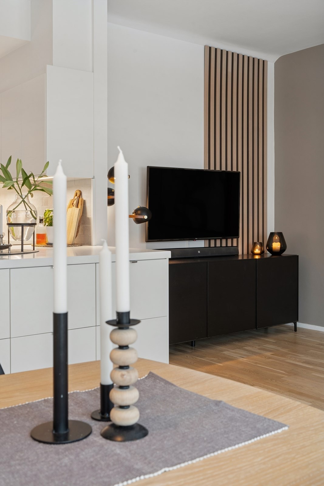 Stilrent uttrykk med gode møbleringsmuligheter og god utnyttelse av rommet. Galleribilde