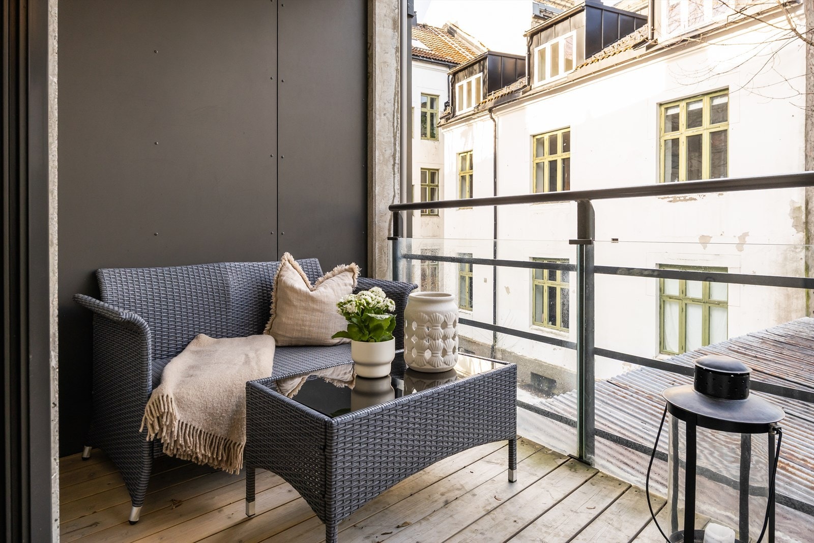 Verandaen er på hele 9 m². Galleribilde