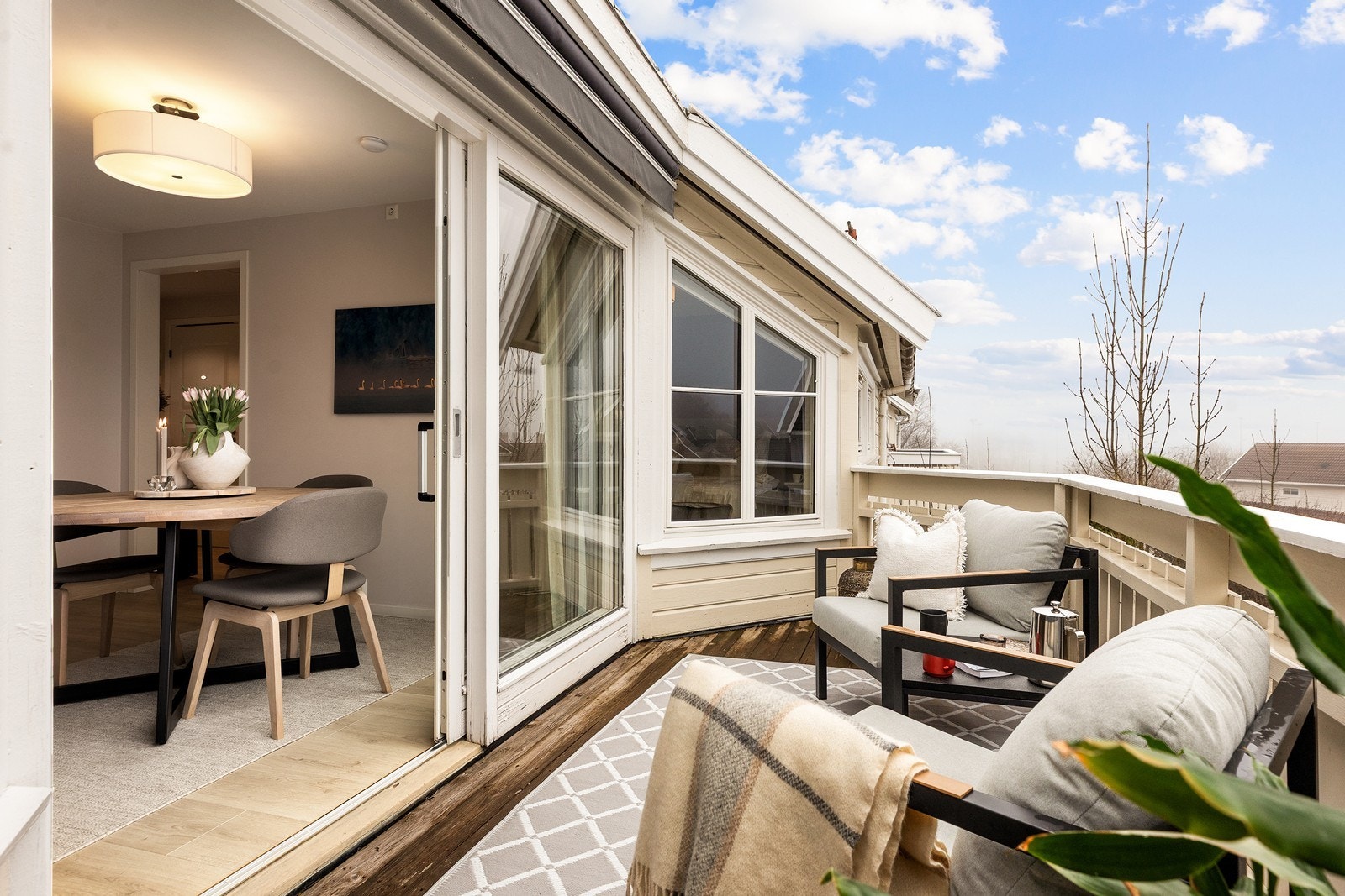 Det er montert markise. Galleribilde