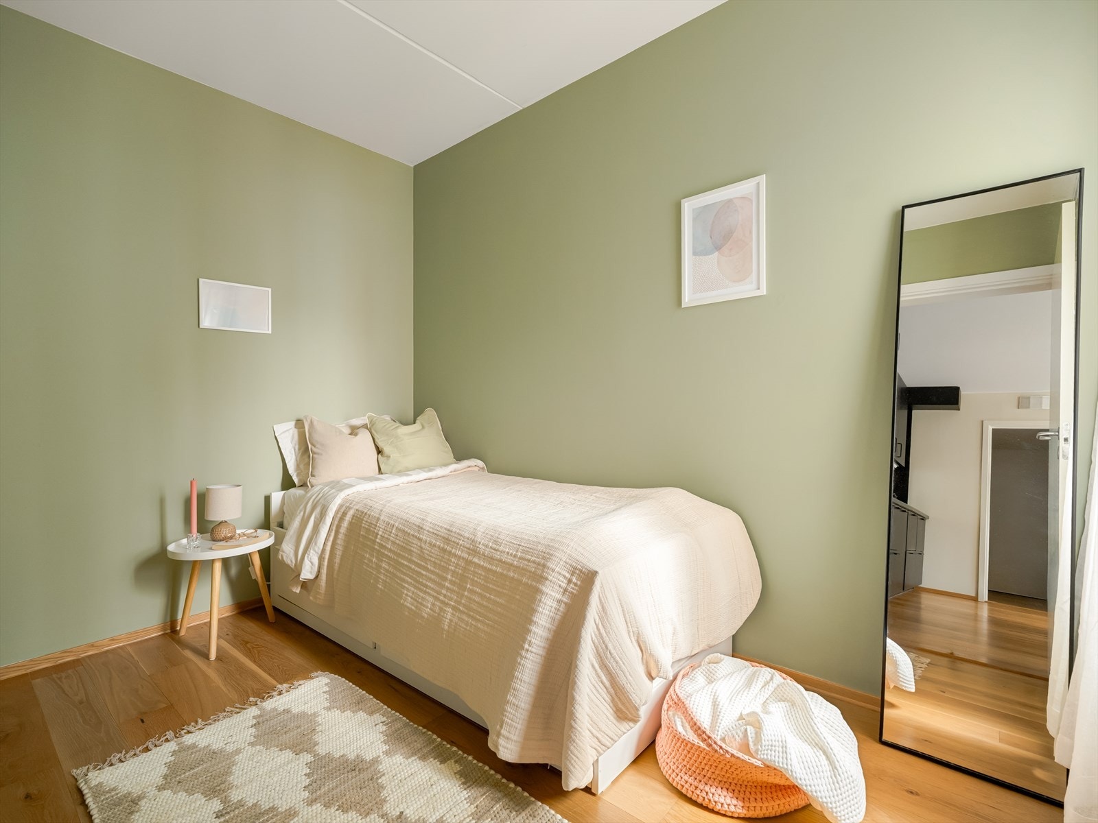 Soverom 2 er også av god størrelse. Galleribilde