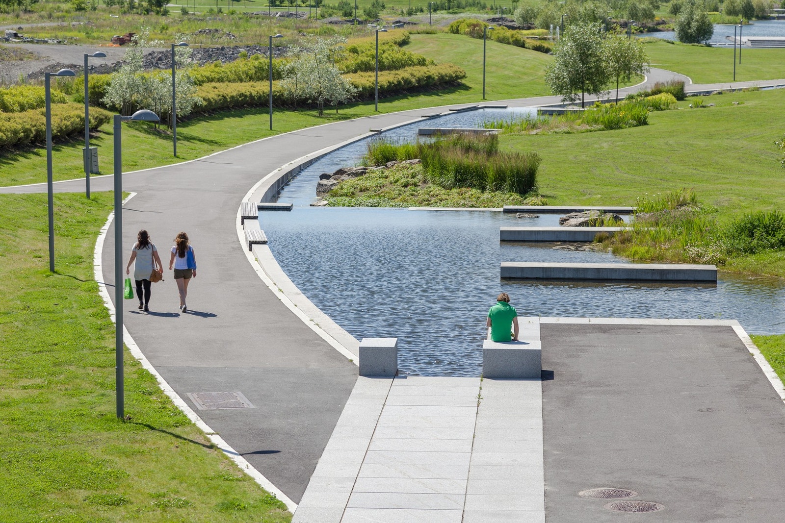 Nansenparken ligger midt på Fornebu Galleribilde