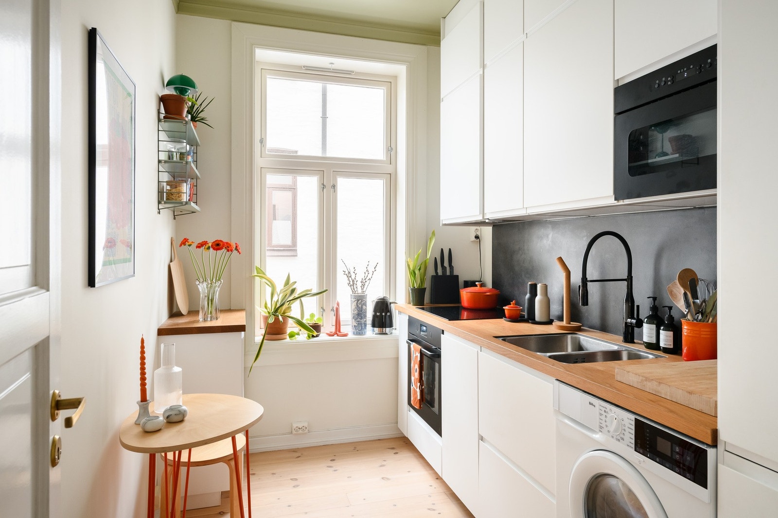 Kjøkkenet ble oppgradert av tidligere eier i 2022. Galleribilde