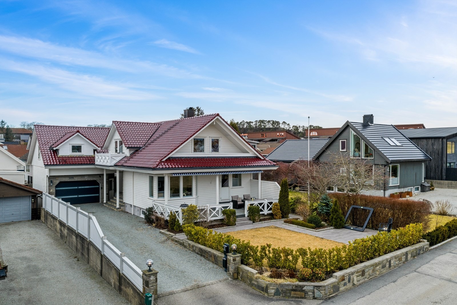 EiendomsMegler 1 v/Jorunn Riise presenterer Ryggveien 2C - En flott og innholdsrik enebolig med sentral beliggenhet nær Randaberg sentrum. Foto: Martin Nordbø. Galleribilde