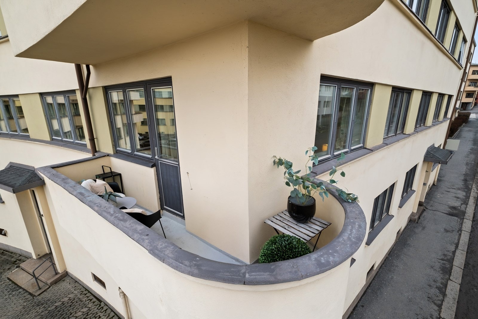 Her er det god plass til møblering og grill. Galleribilde