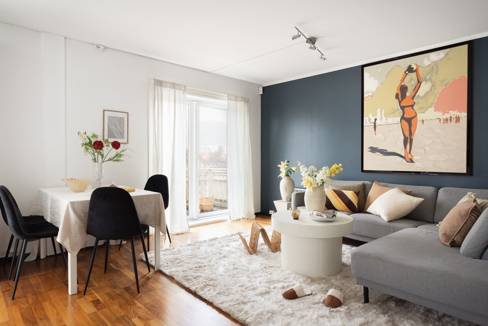 EiendomsMegler 1 ved Oda Emilie Roa har gleden av å presentere Roald Amundsens vei 93! Galleribilde