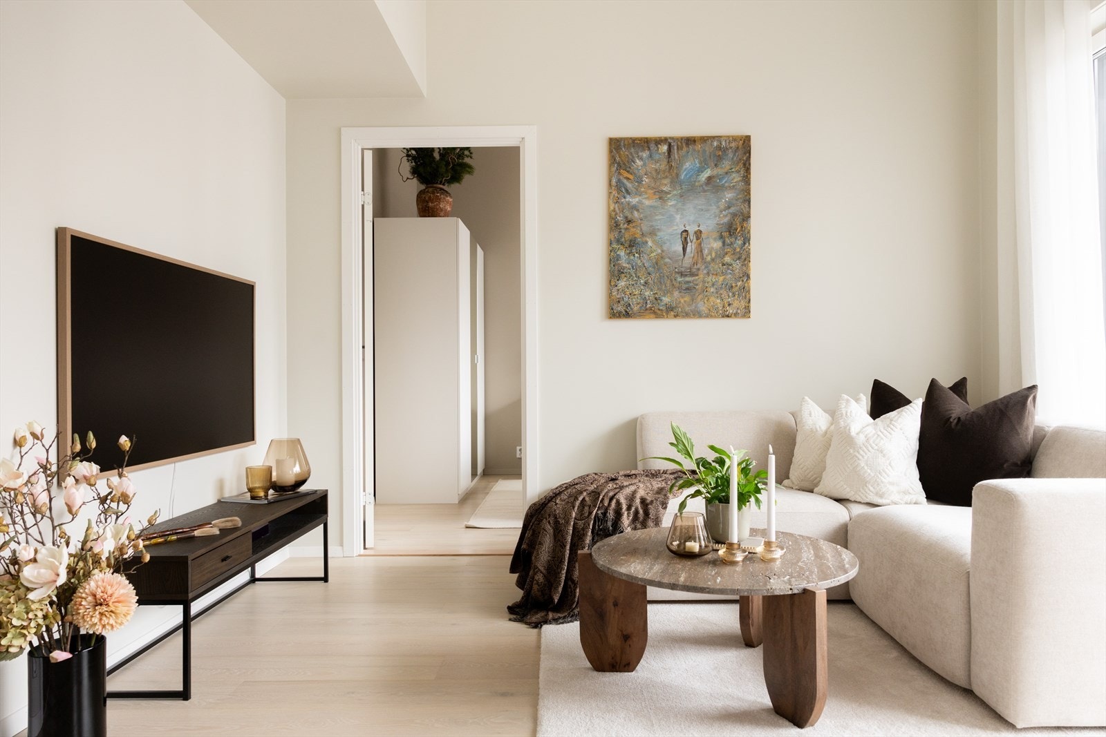 Et perfekt utgangspunkt for å innrede med egne møbler og gjenstander for å skape ditt drømmehjem. Galleribilde