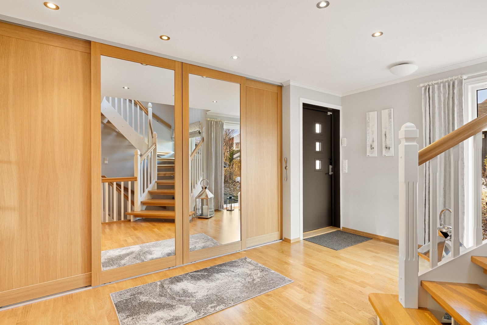 Praktisk og pent Galleribilde