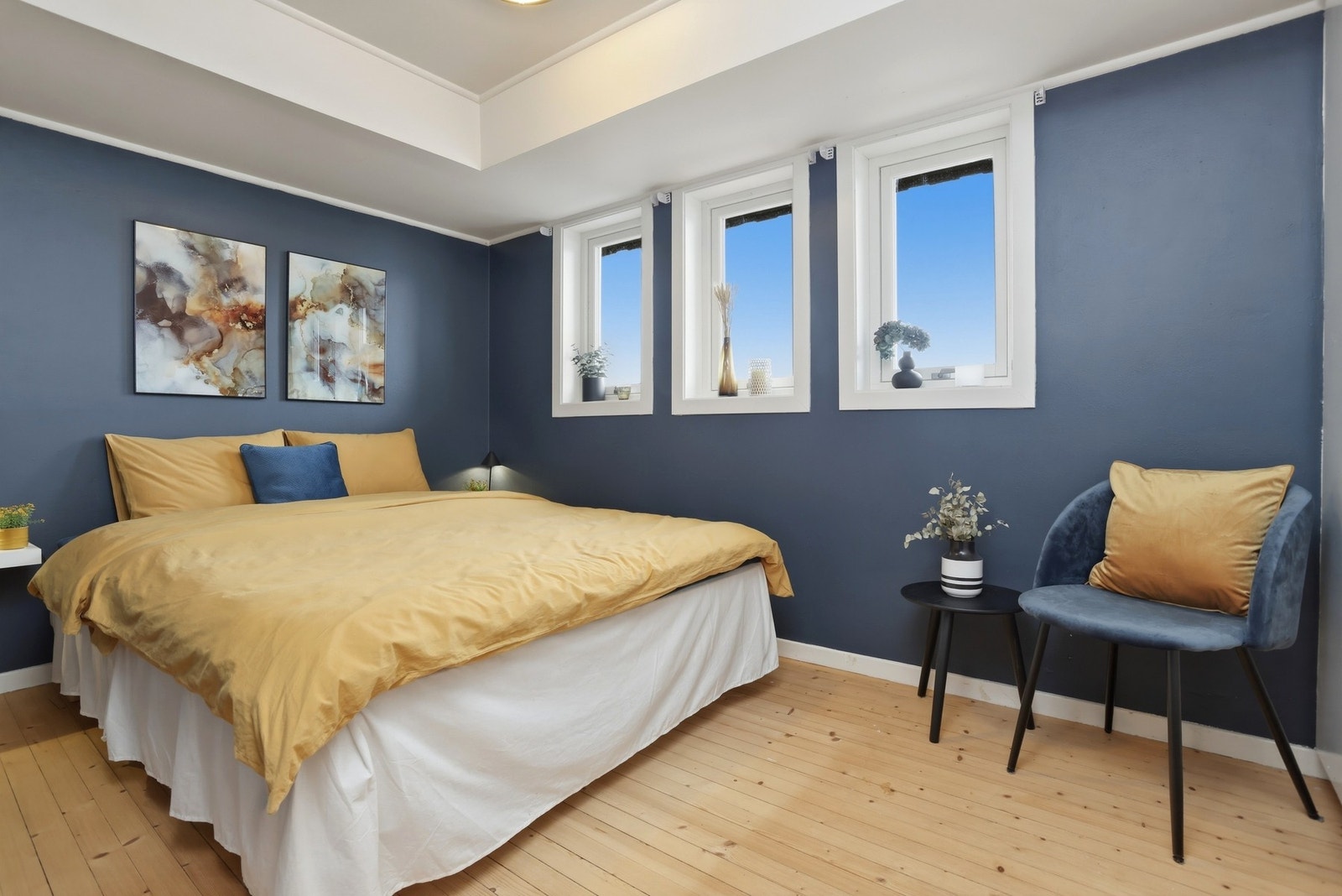 Rom i underetasje, innredet som soverom. Dette soverommet er det ikke søkt bruksendring på. Galleribilde