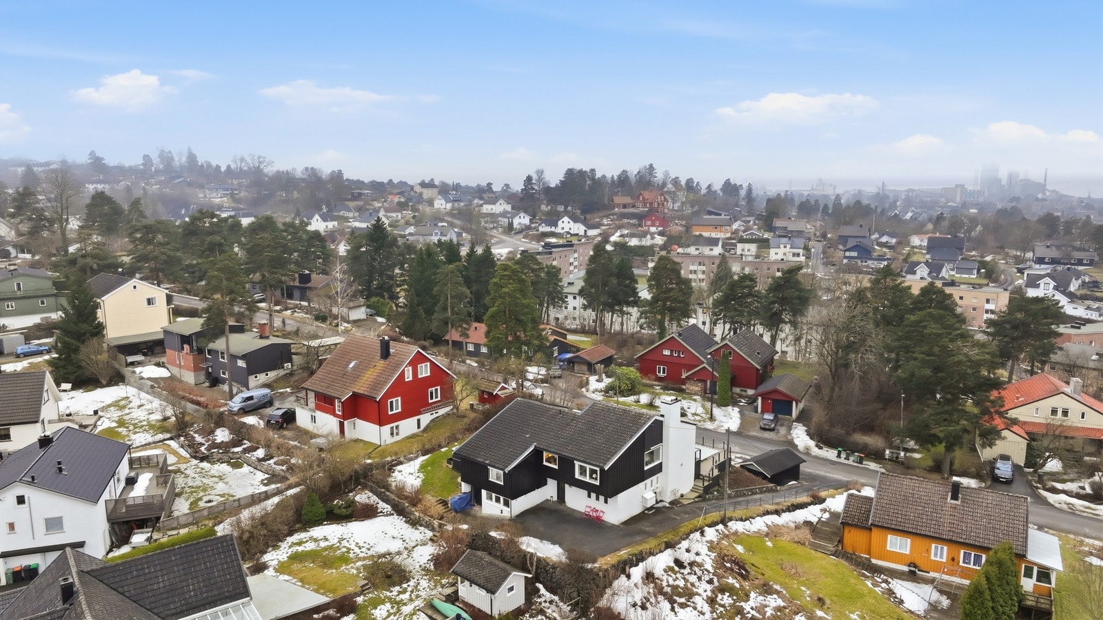 Et stille og rolig nabolag med sentrumsnær beliggenhet Galleribilde