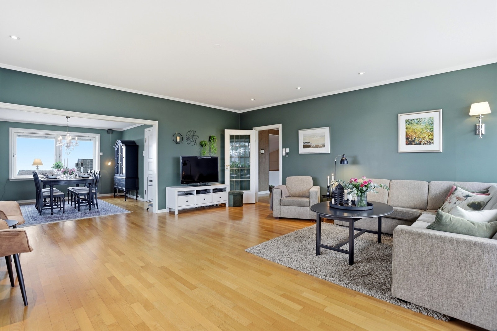 Det er montert varmepumpe i stuen i 2019 Galleribilde