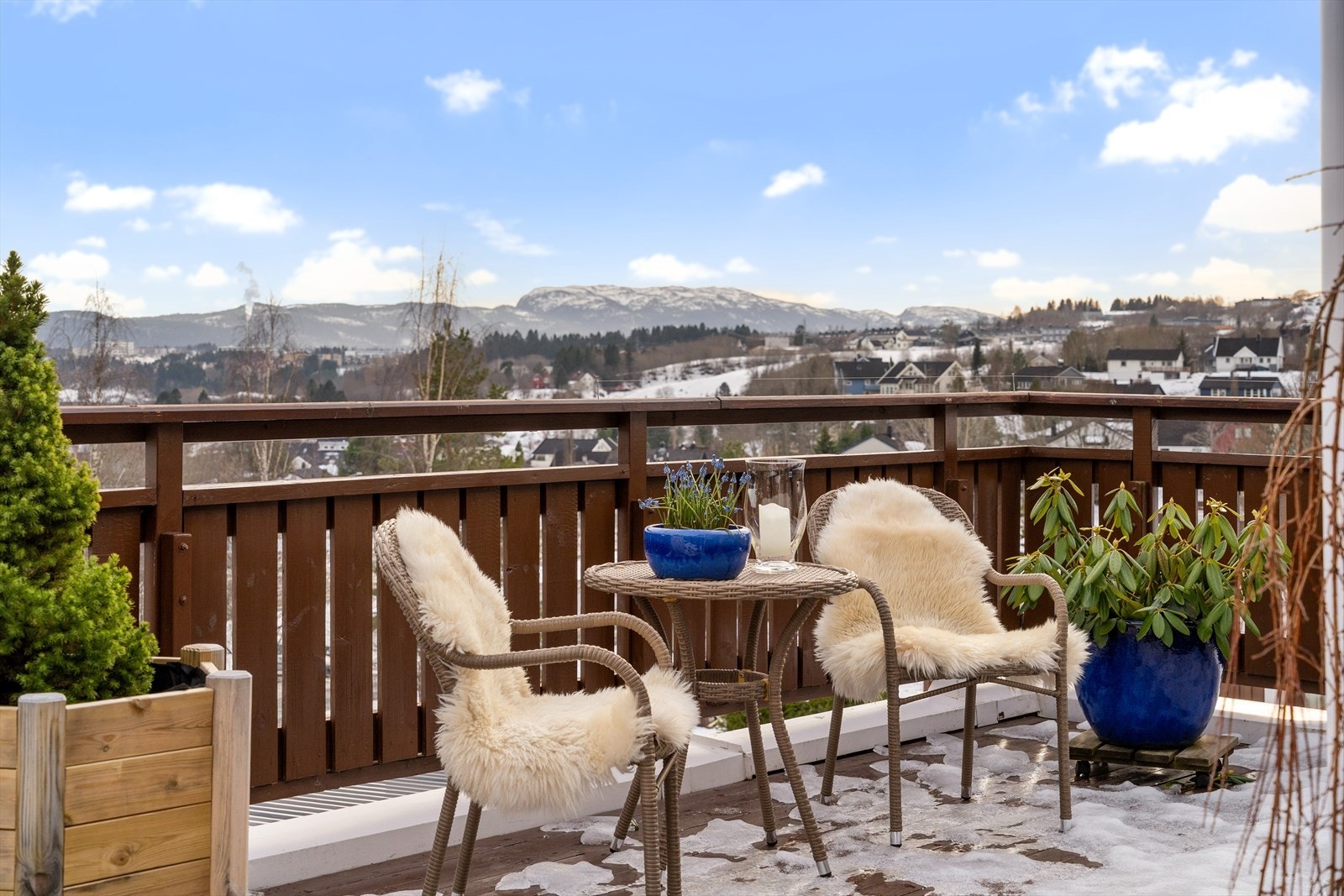 Leiligheten befinner seg i et barnevennlig og sentralt område på Byåsen med nærhet til alt du trenger i hverdagen Galleribilde