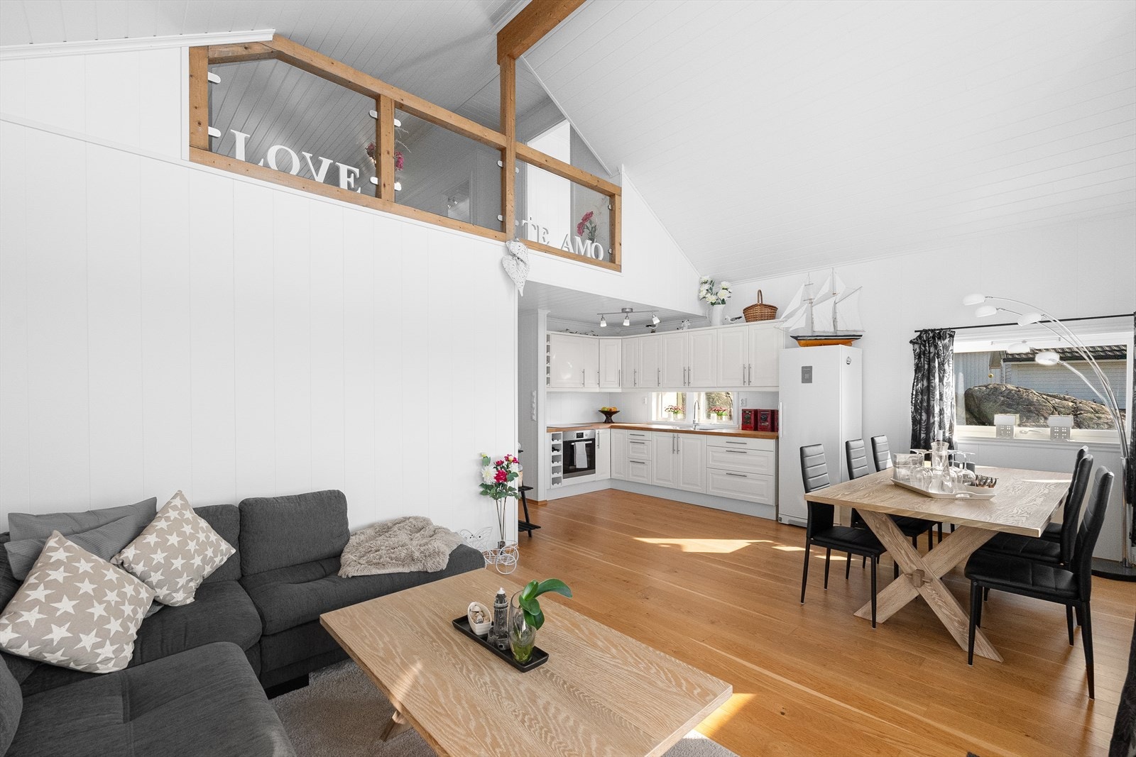 Ved ønske om større stue kan et av soverommene eventuelt fjernes. Galleribilde