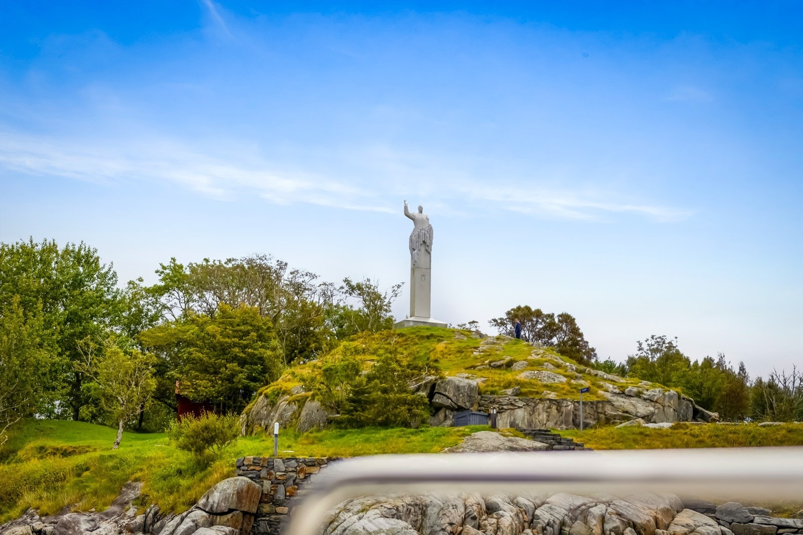 Den berømte kongestatuen. Galleribilde
