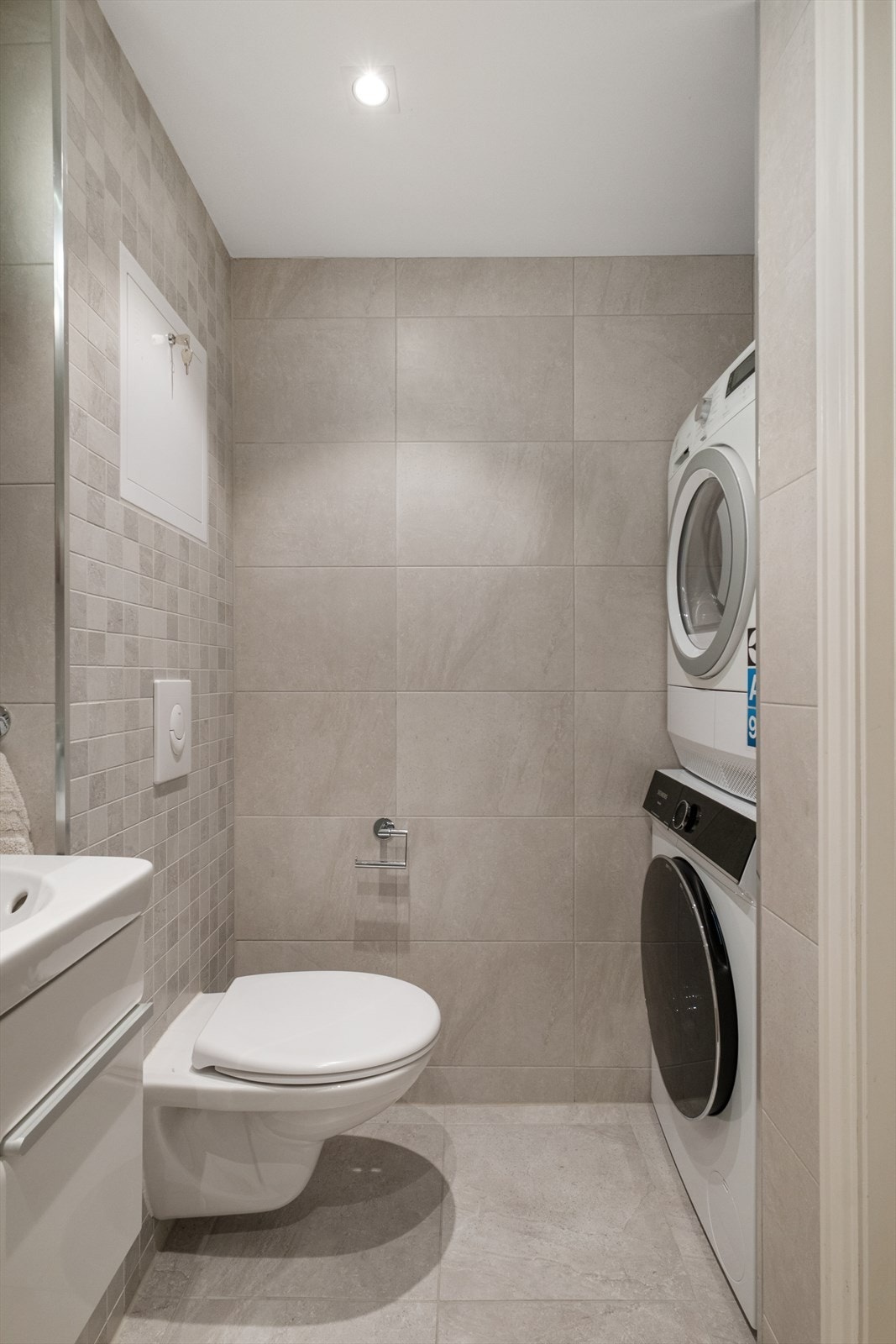 Det er opplegg for vaskemaskin og elektrisk styrt ventilasjon Galleribilde