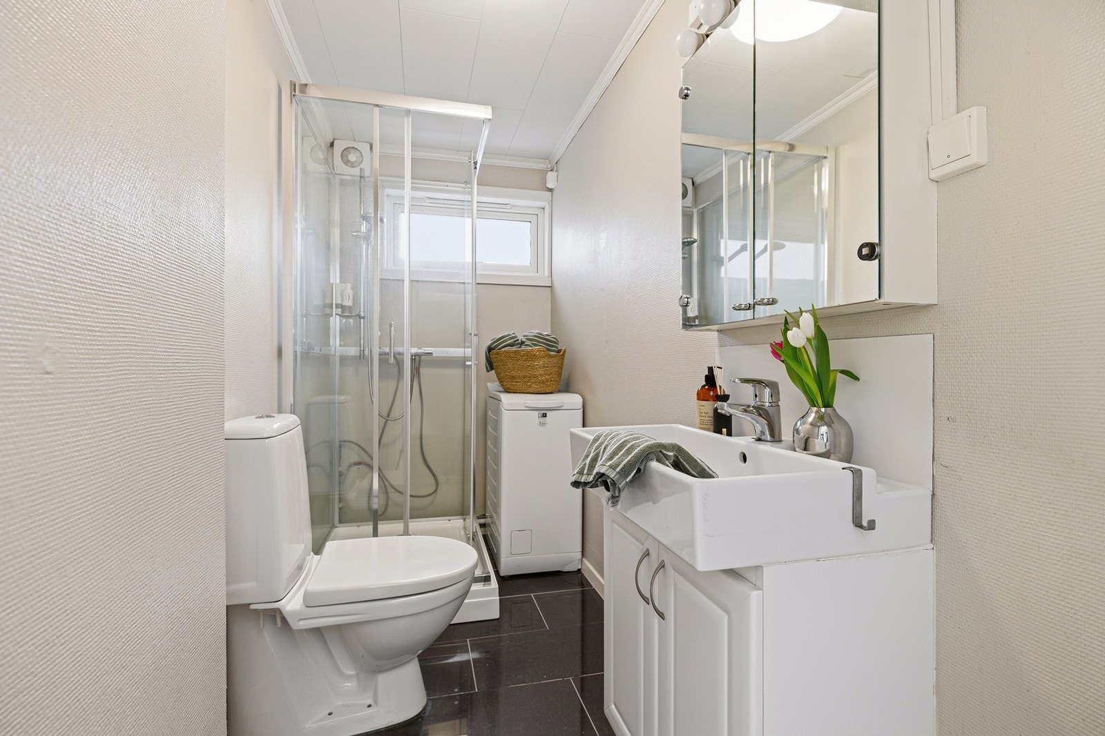 Bad i underetasje Galleribilde