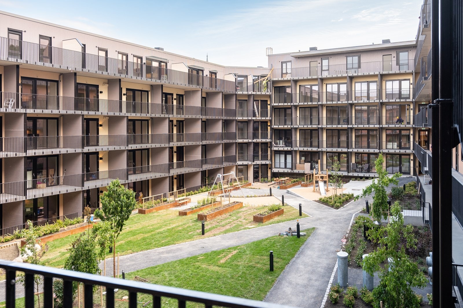 Prosjektet Basseløkka like ved leiligheten sto i 2025 ferdig. Galleribilde